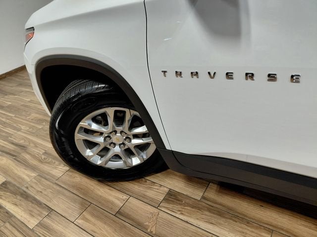 2020 Chevrolet Traverse LT Cloth