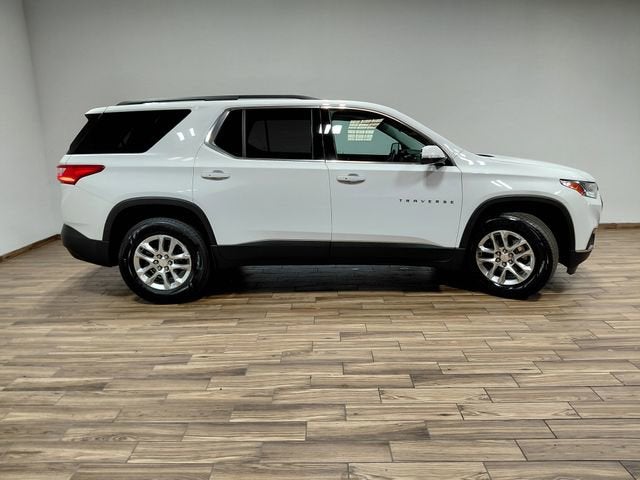 2020 Chevrolet Traverse LT Cloth