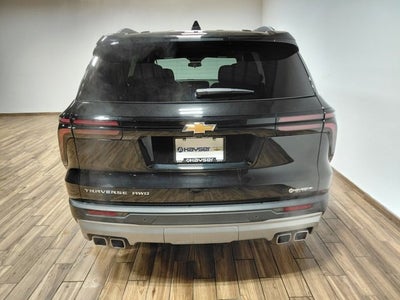 2025 Chevrolet Traverse LT