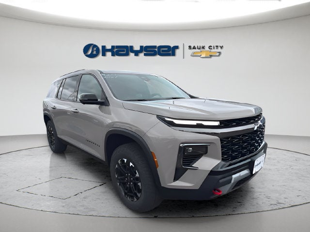 2027 Chevrolet Traverse Z71 - Photo 2
