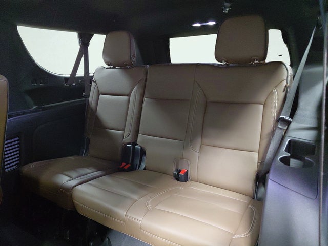 2025 Chevrolet Suburban High Country - Photo 22