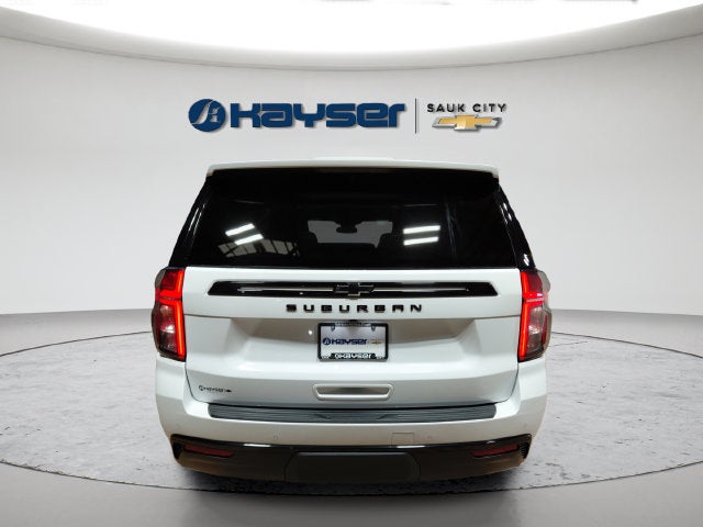 2024 Chevrolet Suburban Z71 - Photo 6