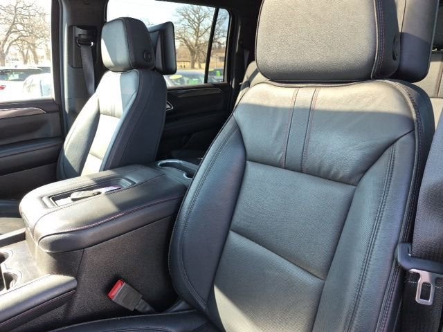 2021 Chevrolet Suburban RST