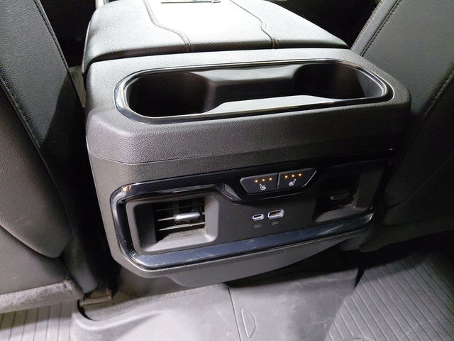 2025 GMC Sierra 3500 HD AT4