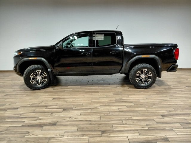 2023 GMC Canyon AT4