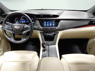 2018 Cadillac XT5 Luxury FWD