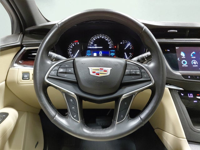 2018 Cadillac XT5 Luxury FWD