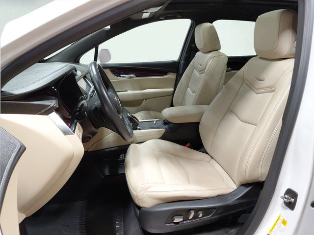 2018 Cadillac XT5 Luxury FWD