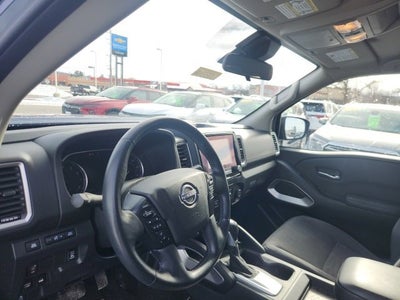 2022 Nissan Frontier Crew Cab SV 4x4