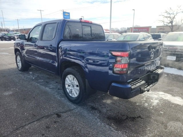 2022 Nissan Frontier Crew Cab SV 4x4