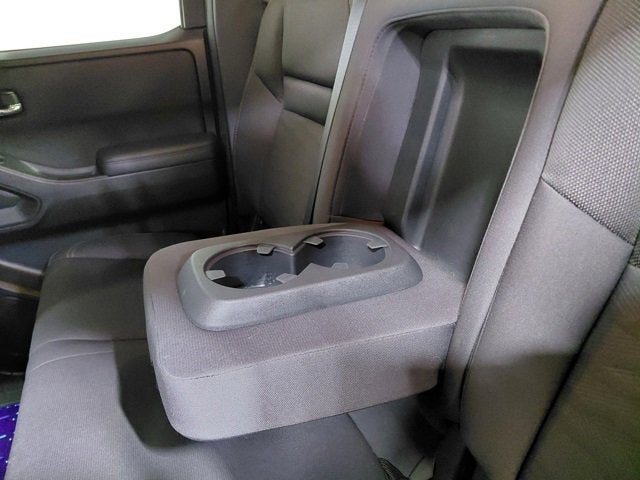 2022 Nissan Frontier Crew Cab SV 4x4