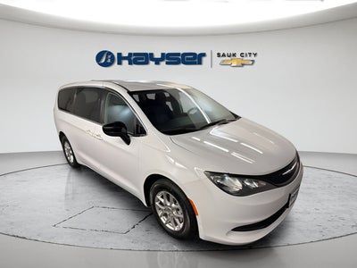 2024 Chrysler Voyager LX