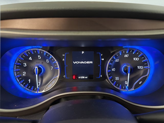 2024 Chrysler Voyager LX