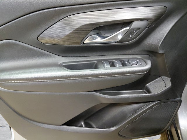 2024 GMC Terrain SLE - Photo 25