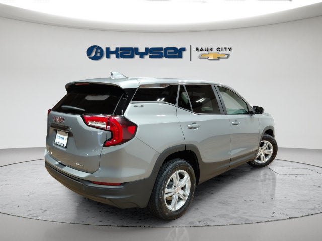2024 GMC Terrain SLE - Photo 7