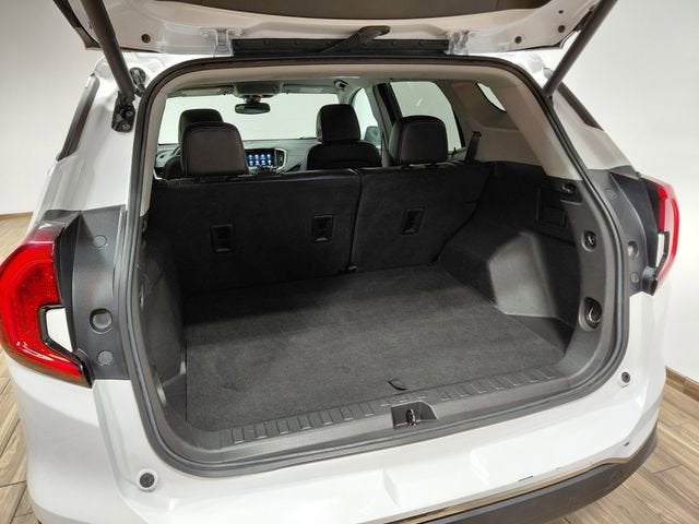 2024 GMC Terrain SLT - Photo 43