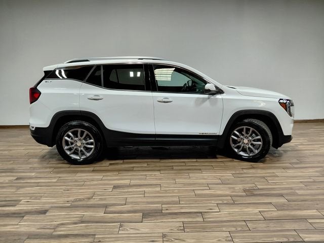 2024 GMC Terrain SLT - Photo 46