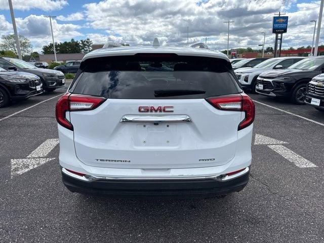 2024 GMC Terrain SLT