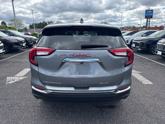 2024 GMC Terrain SLT