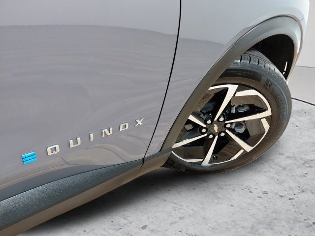 2025 Chevrolet Equinox EV LT - Photo 10