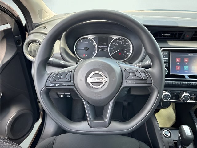 2024 Nissan Kicks S Xtronic CVT
