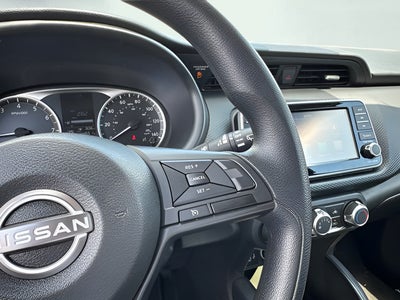 2024 Nissan Kicks S Xtronic CVT