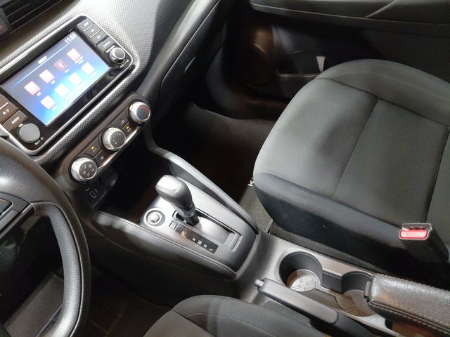 2024 Nissan Kicks S Xtronic CVT