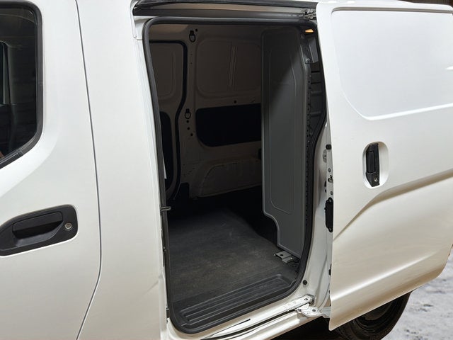 2021 Nissan NV200 Compact Cargo SV Xtronic CVT