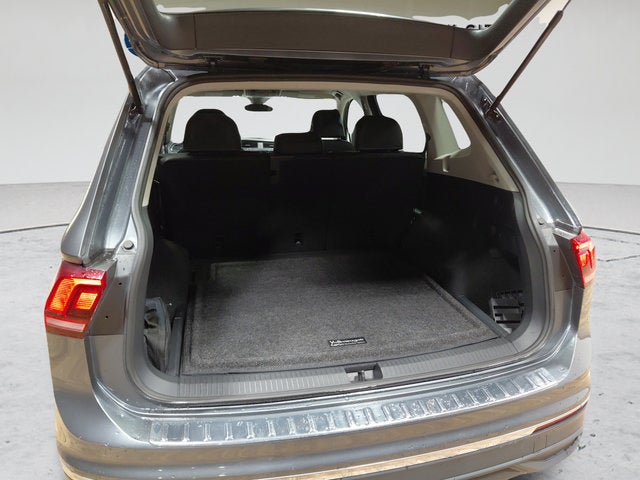 2022 Volkswagen Tiguan SE - Photo 15