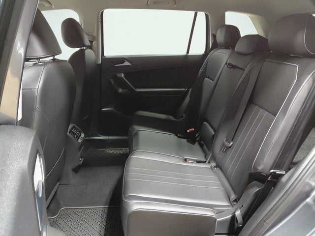 2022 Volkswagen Tiguan SE - Photo 16