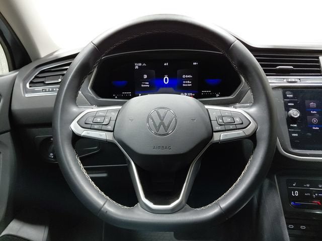 2022 Volkswagen Tiguan SE - Photo 20