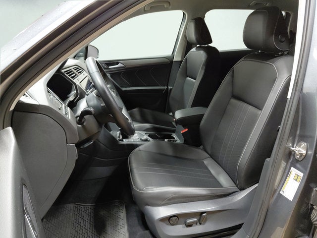 2022 Volkswagen Tiguan SE - Photo 23