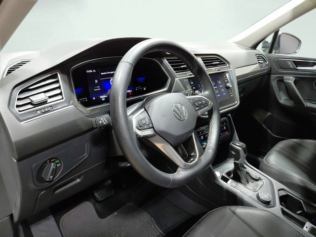 2022 Volkswagen Tiguan SE - Photo 24