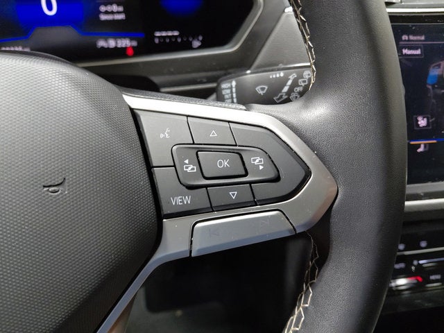 2022 Volkswagen Tiguan SE - Photo 35