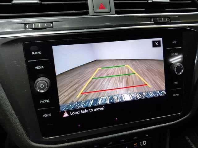 2022 Volkswagen Tiguan SE - Photo 38