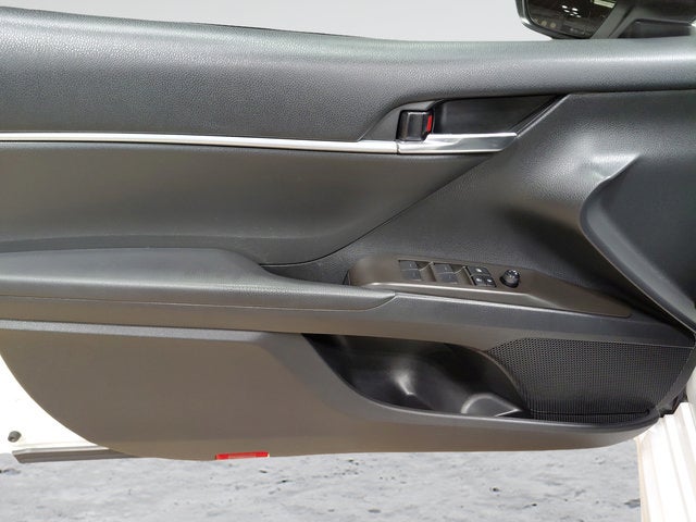 2023 Toyota Camry SE Nightshade Edition Hybrid