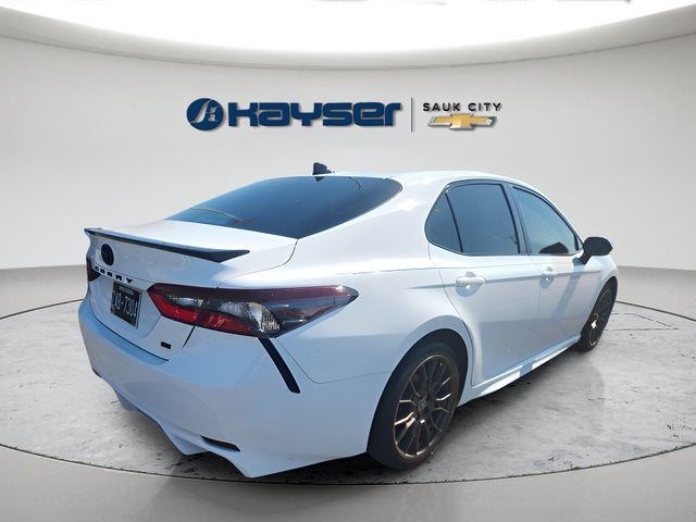 2023 Toyota Camry SE Nightshade Edition Hybrid