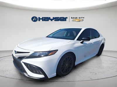 2023 Toyota Camry SE Nightshade Edition Hybrid