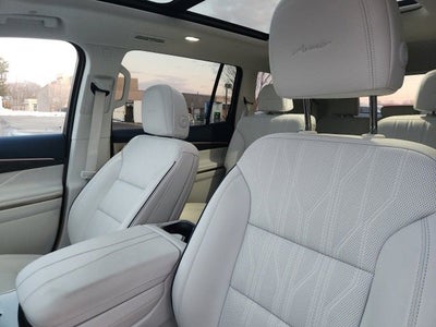 2025 Buick Enclave Avenir