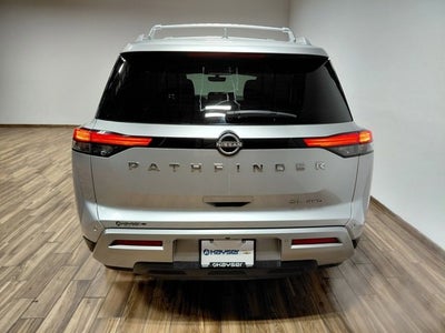 2023 Nissan Pathfinder SL 4WD