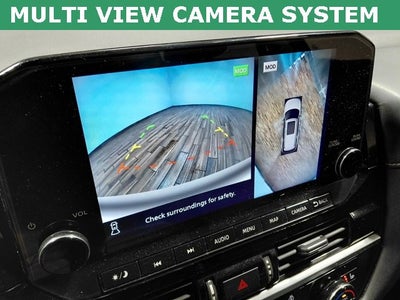 2023 Nissan Pathfinder SL 4WD