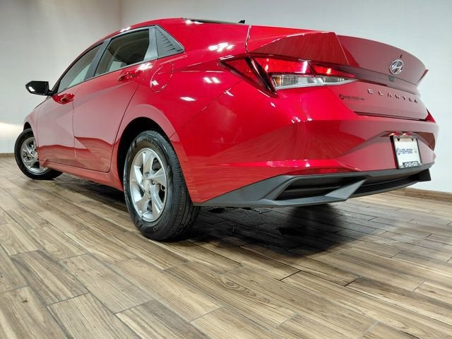 2022 Hyundai Elantra SE