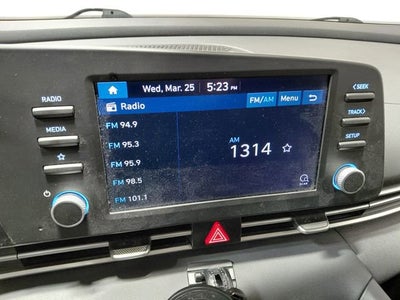 2022 Hyundai Elantra SE