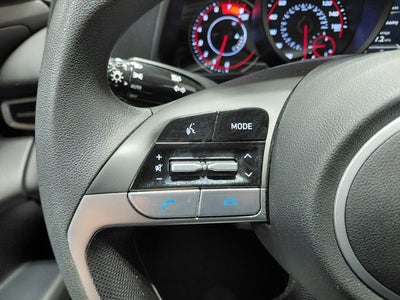 2022 Hyundai Elantra SE