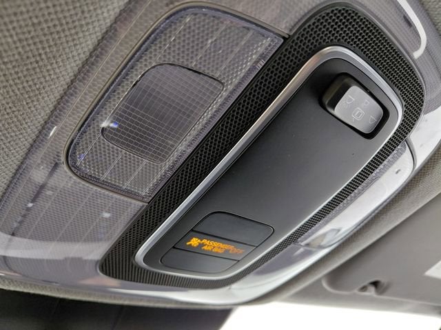 2022 Hyundai Elantra SE