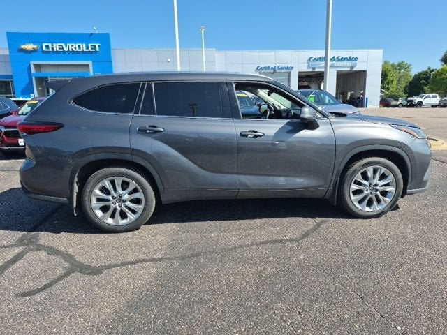 2023 Toyota Highlander L