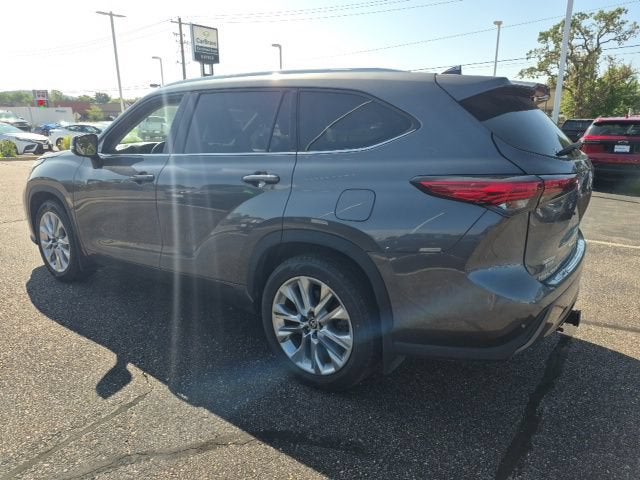 2023 Toyota Highlander L
