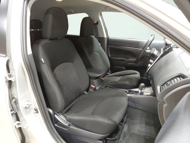 2025 Mitsubishi Outlander Sport S