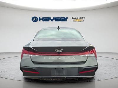 2025 Hyundai Elantra SEL Convenience