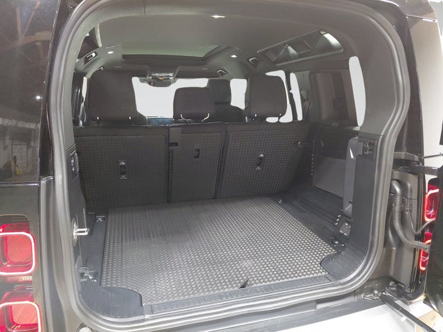 2025 Land Rover Defender S